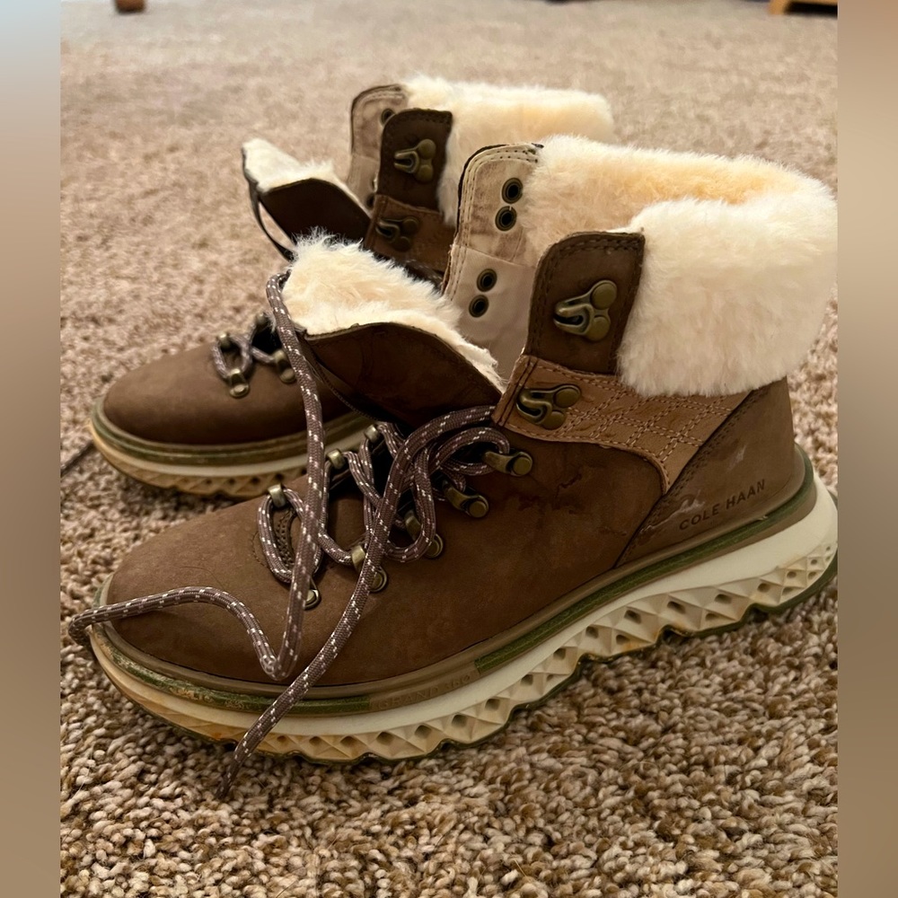 Size 7 (women), Winter Boots/Hiking Shoes